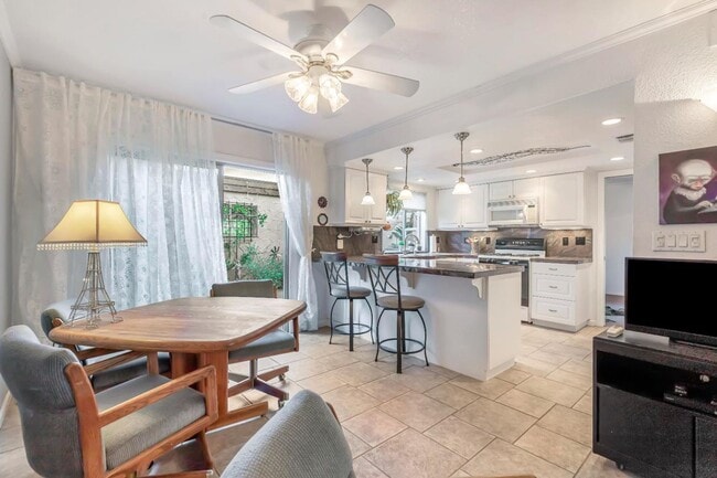 Building Photo - Recently updated spacious 3 bedroom 2.5 bath townhome available soon