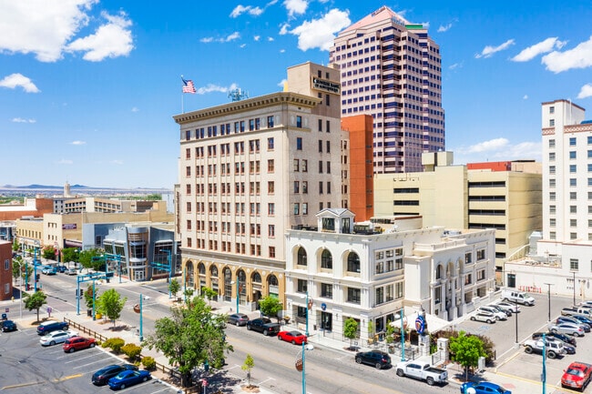 Building Photo - Sunrise Bank