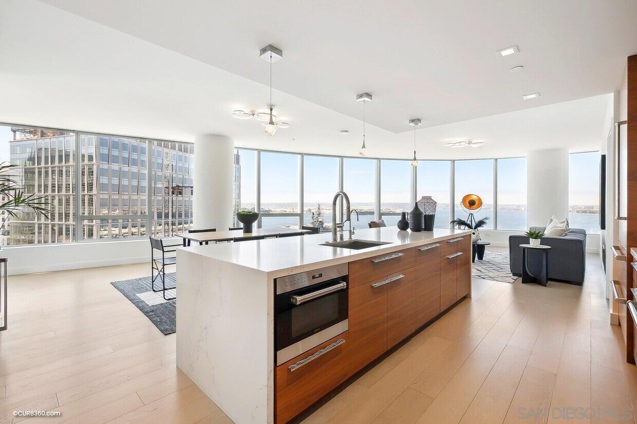Foto principal - 888 W E St