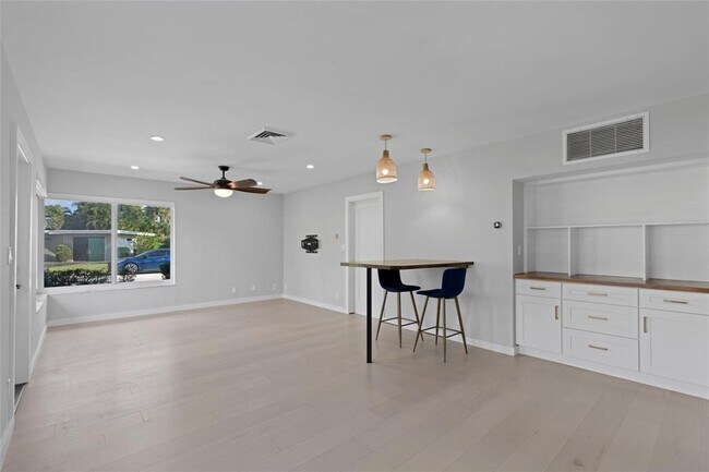 Foto del edificio - 2000 SE 26th Ave