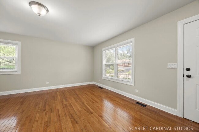 Foto del edificio - 235 Westbrook Cir