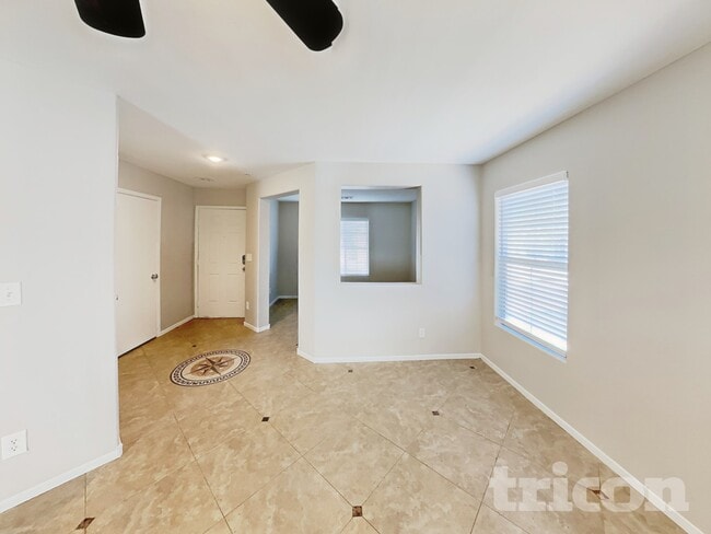 Foto del edificio - 1092 Country Coach Dr