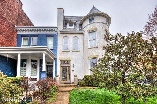 Building Photo - 2 br, 1.5 bath House - 1301 T St NW Unit 1