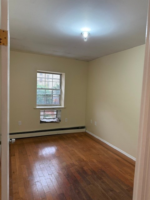 Building Photo - 410 E 183rd St