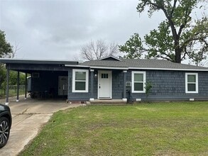 Building Photo - 5712 Whittlesey Rd