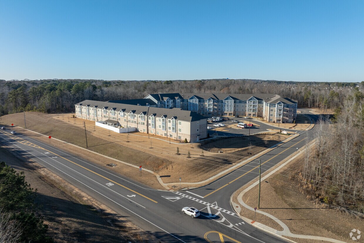 Building Photo - The Crossings at North River