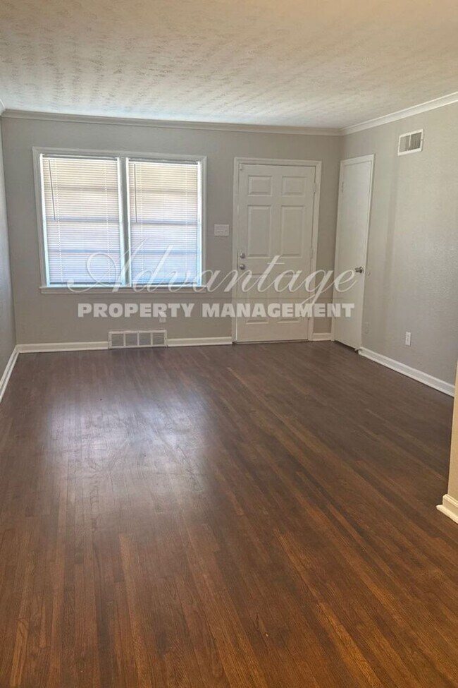Building Photo - Very Nice Newly Updated Home in Frayser - ...