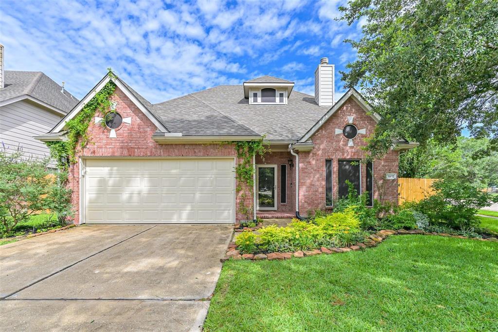 Foto principal - 3602 Pine Stream Dr