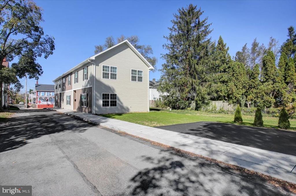 Primary Photo - 36 Dahlgren St