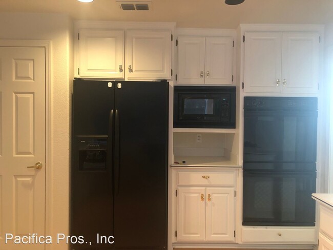 Foto del edificio - 4 br, 3 bath House - 11725 Old Eureka Way