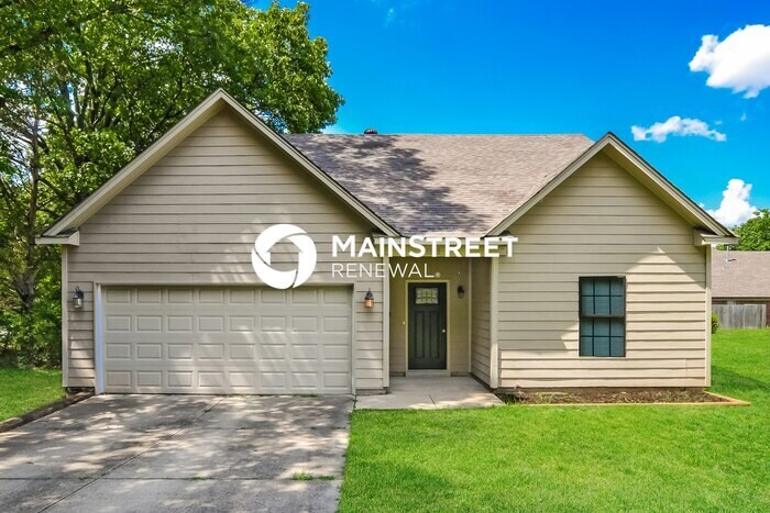 Foto principal - 3 Bedroom Pet-Friendly Home in Memphis, TN...