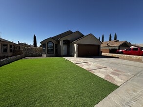Building Photo - 14344 Desert Shadow Dr