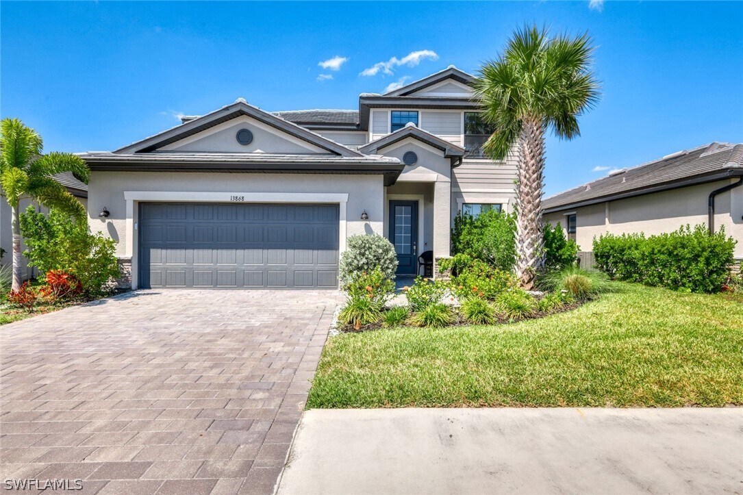 Foto principal - 13868 Pine Lodge Ln