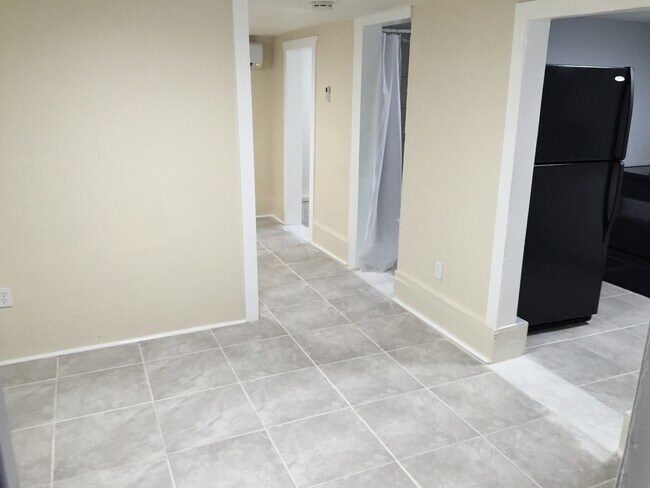 Foto del edificio - North Hyde Park 1 Bedroom Guest House