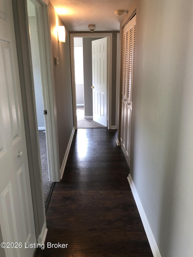 Foto del edificio - 1235 Morgan Ave