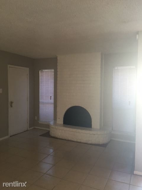 Building Photo - 7020 Grand Canyon Dr