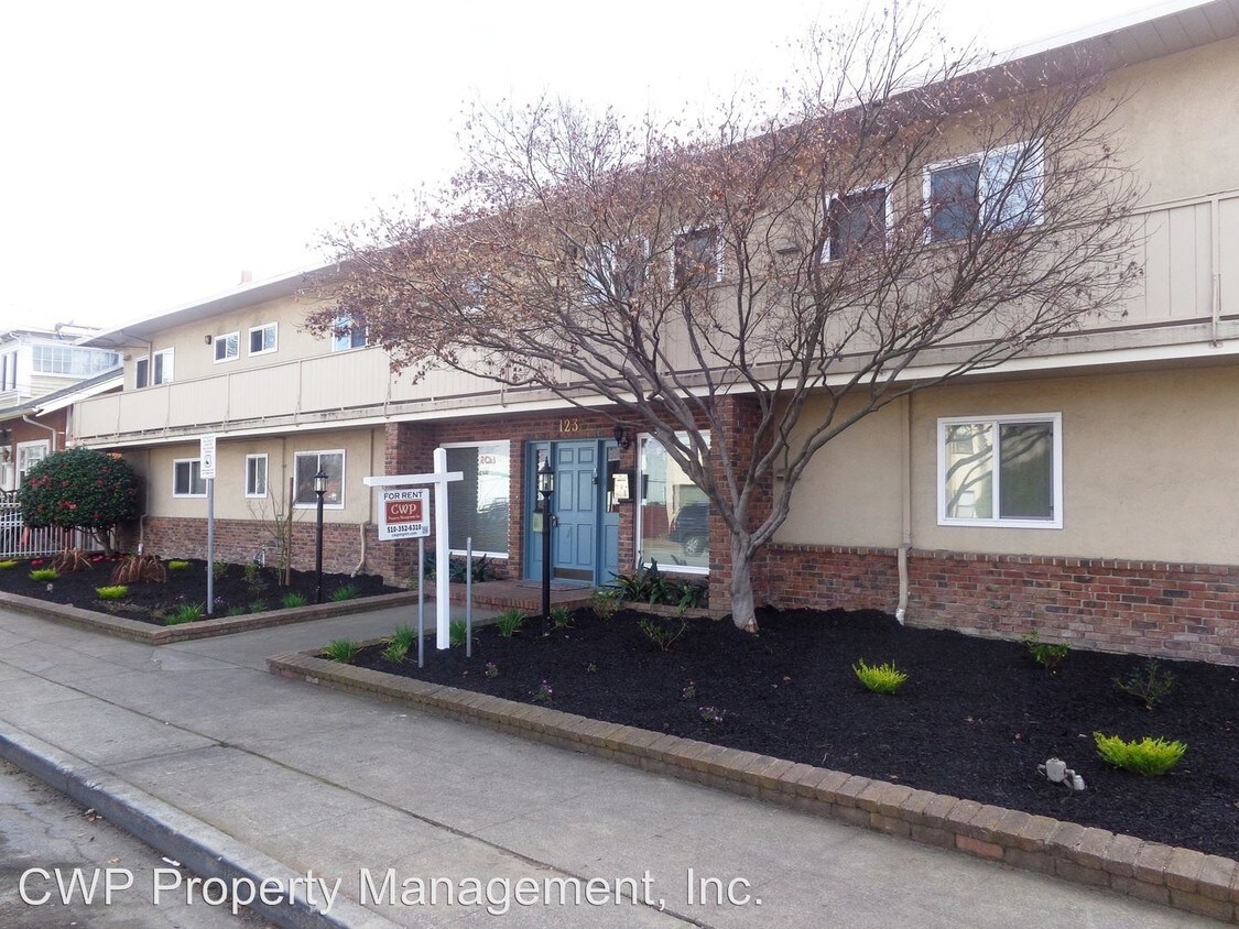Foto principal - 123 Stoakes Ave