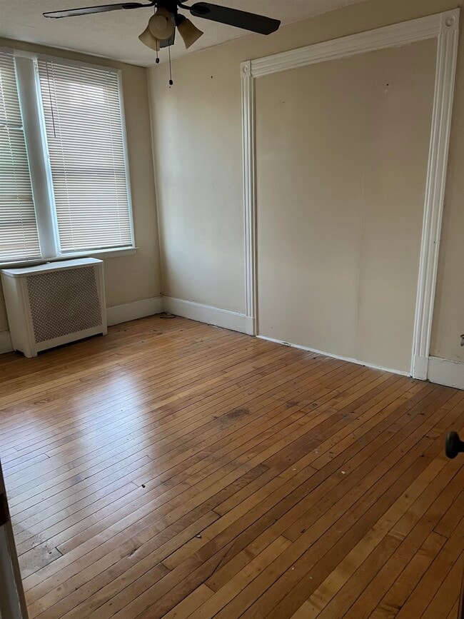 Building Photo - 4404 Bergen Turnpike