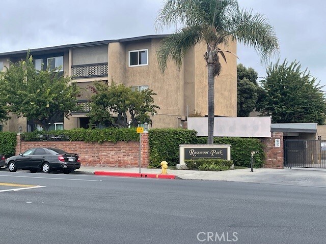 Primary Photo - 12200 Montecito Rd