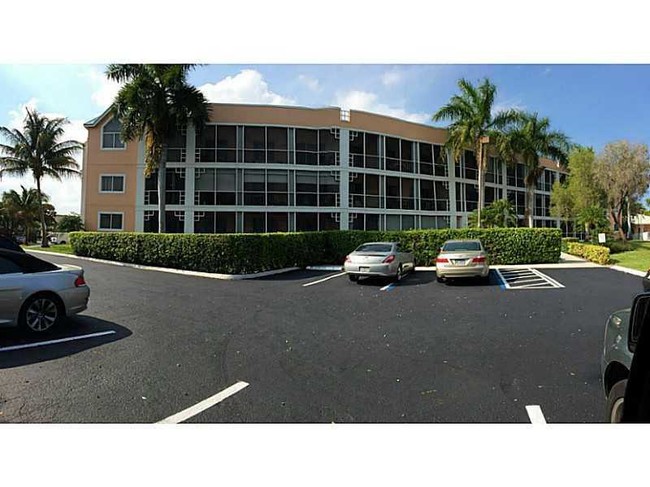 Building Photo - 85 Gulfstream Rd