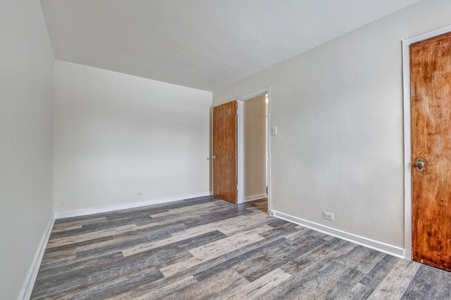 Foto del edificio - Chatham Grove