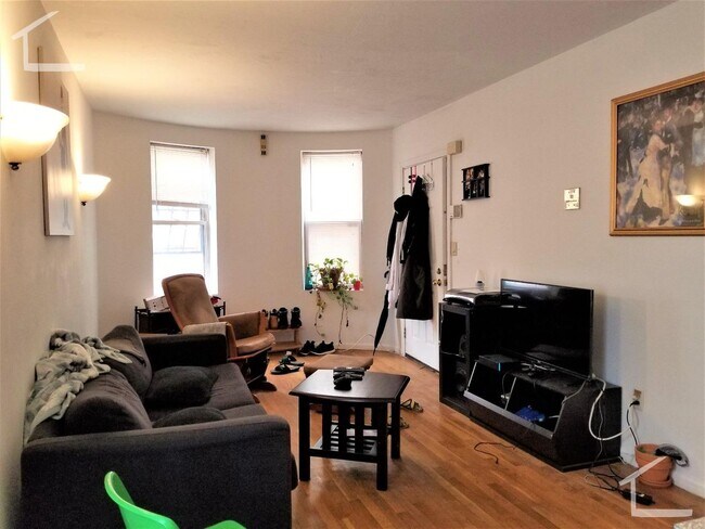 Foto del edificio - 2 bed steps to NorthEastern