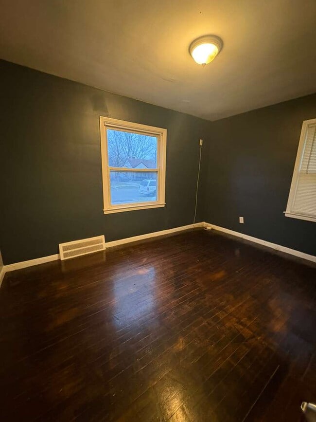 Foto del edificio - 8435 Braile St