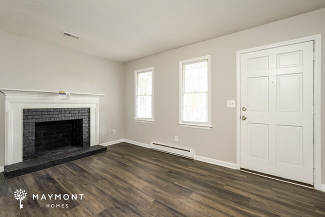 Building Photo - 5916 Stoneybrook Cir