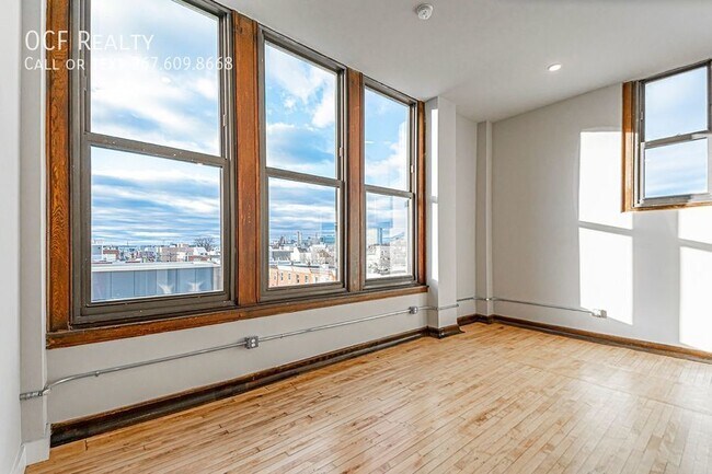 Building Photo - Smith School JR 1 Bed Apt