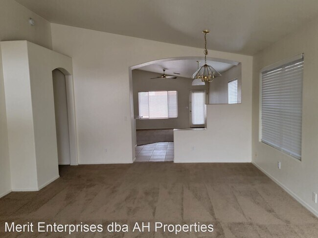 Foto del edificio - 4 br, 2 bath House - 8606 W SHAW BUTTE