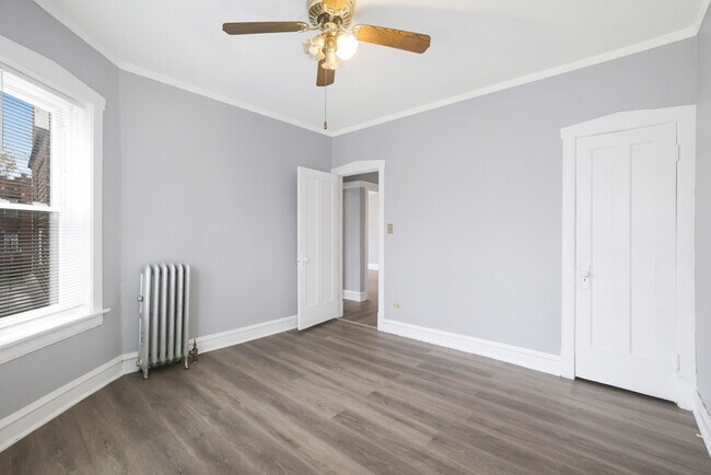 Foto del edificio - 1401 W 80th St