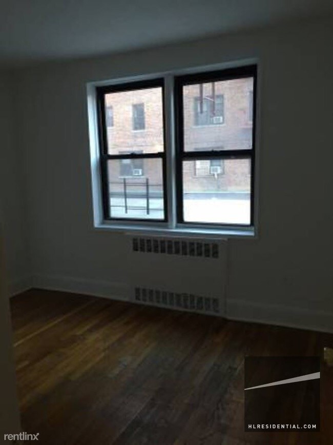 Building Photo - 10218 64th Ave
