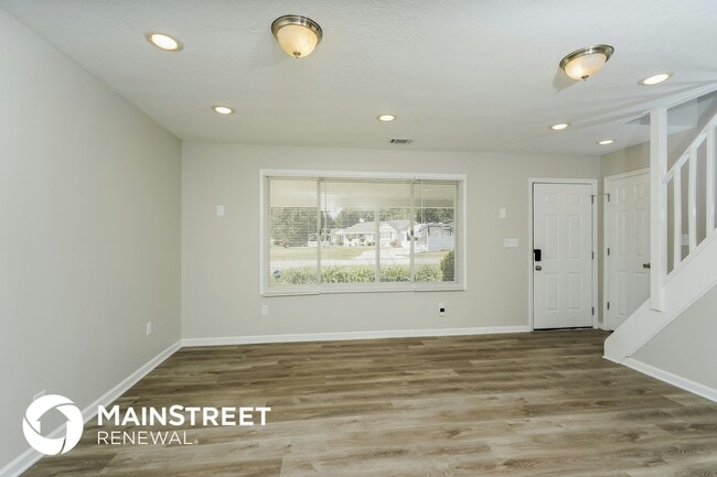 Building Photo - 9335 Donerail Way