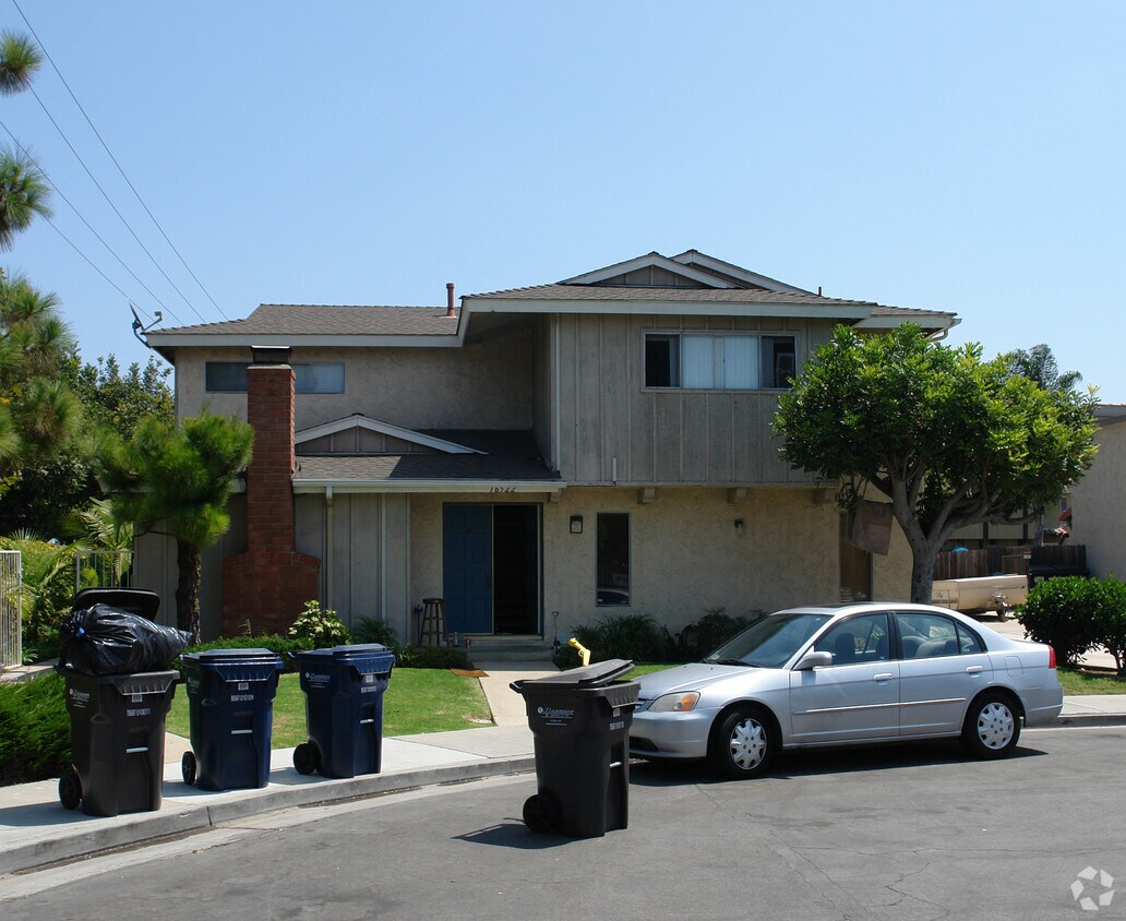 Foto del edificio - 16522 Hillview Cir