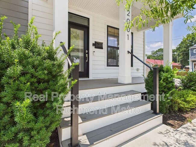 Foto del edificio - 2001 R St