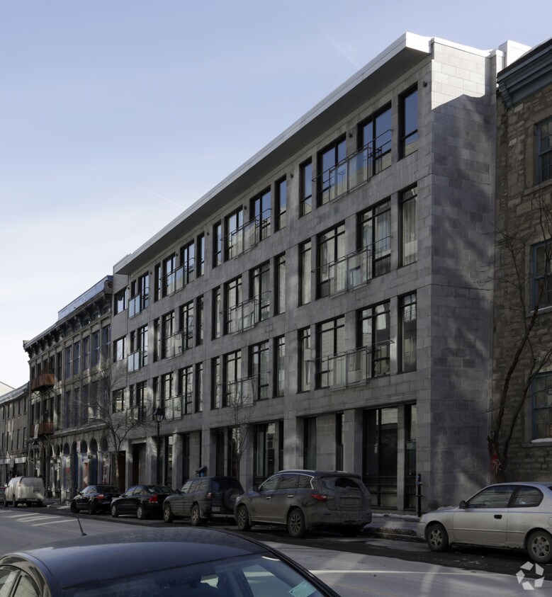 Le 334 NotreDame Apartments 334 NotreDame E Montréal, QC