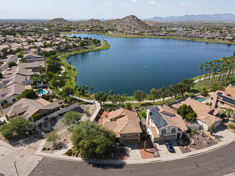 Primary Photo - 11024 S Desert Lake Dr