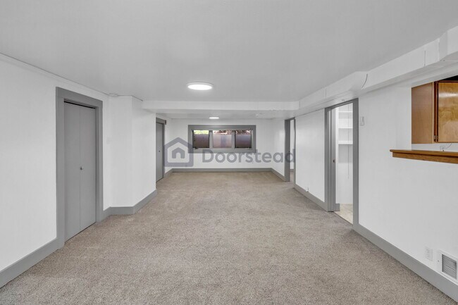 Building Photo - 5216 8th Ave NW