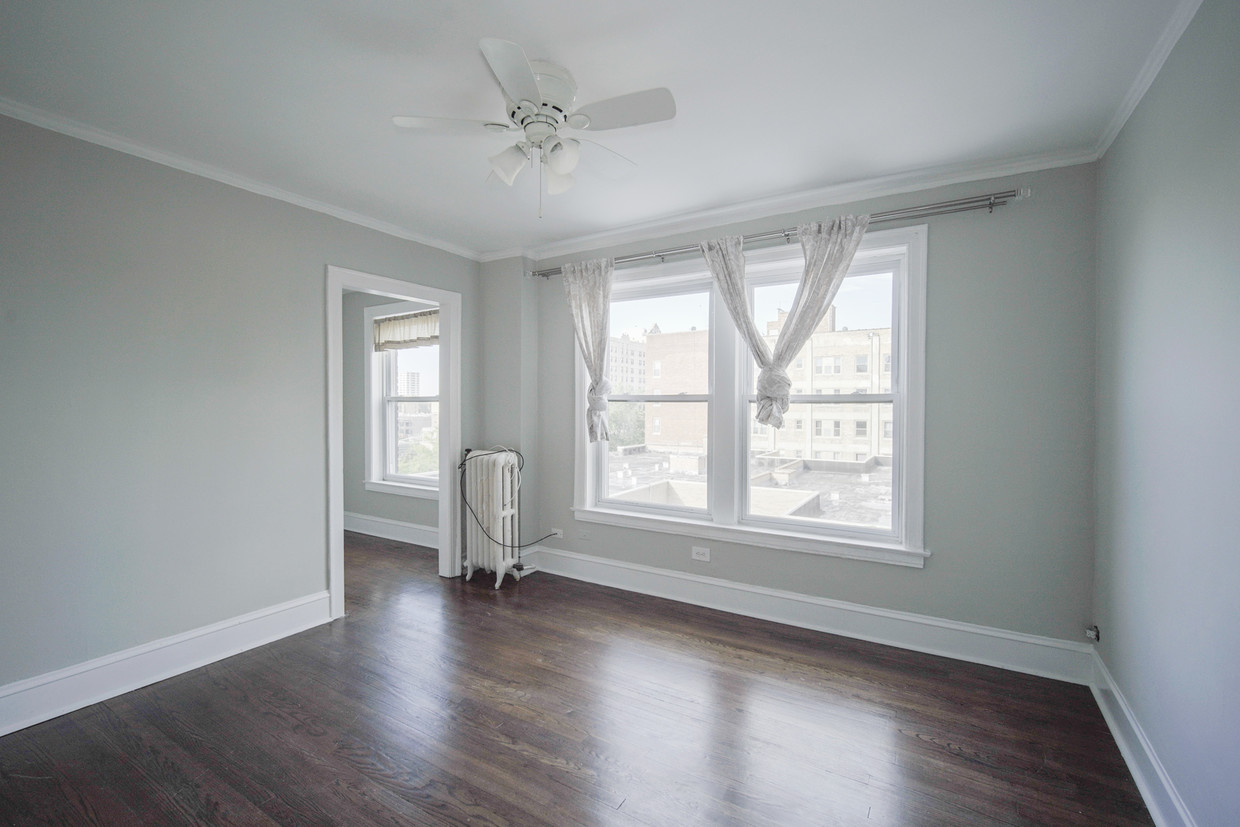 Foto principal - 918 W Winona St