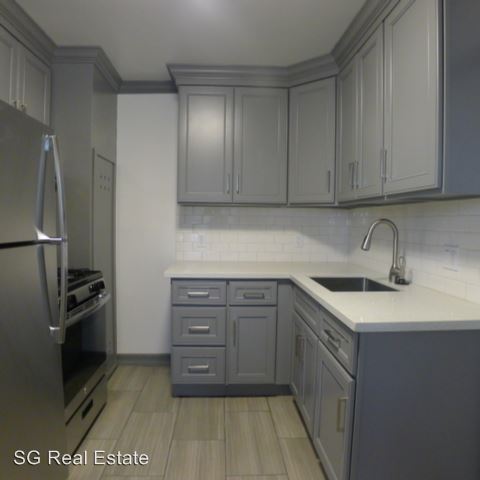 Building Photo - 1802 10th St
