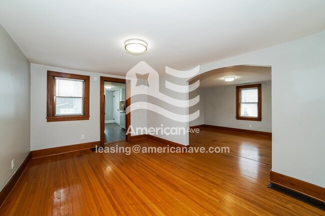 Building Photo - 306 Eldridge St