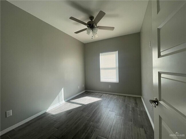 Foto del edificio - 1809 Stauffers St