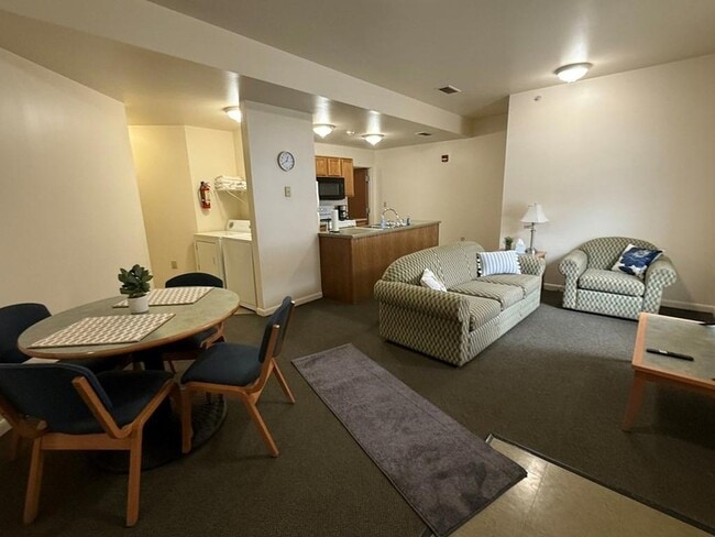 Building Photo - 1950 W 1st St