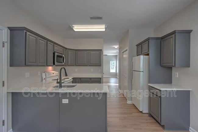 Building Photo - 184 Grand Oaks Dr