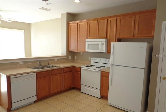 Building Photo - 5260 Paradise Cay Cir