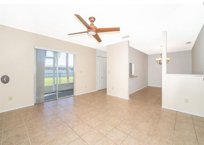 Building Photo - 4261 Pershing Pointe Pl