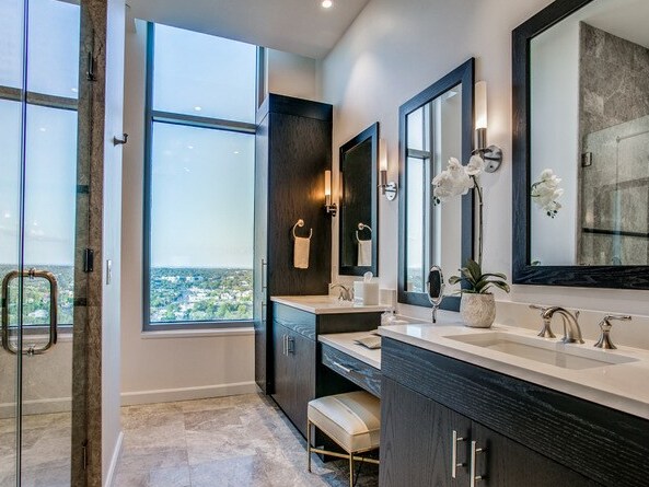 Foto del edificio - 4242 Broadway-560.4