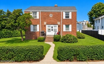 Building Photo - 45 Cedar Ave