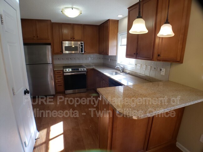 Building Photo - 6486 Regency Ln