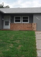 Building Photo - 4013 Locust Dr